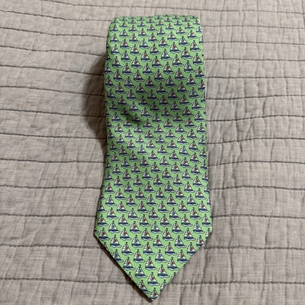 Vineyard Vines Green Sailboat Nautical Men's Silk Necktie Tie